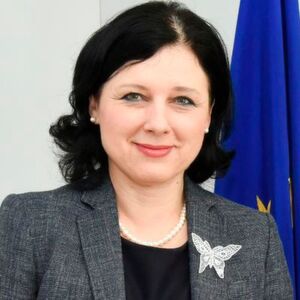 Vera Jourová: Die EU-Justizkommissarin jubelte, erstmals hätten die USA der EU eine verbindliche Zusage in Sachen Datenschutz gegeben. Die wichtigste Frage ist aber: Was ist diese Zusage in der Praxis wert? Vera Jourová: Die EU-Justizkommissarin jubelte, erstmals hätten die USA der EU eine verbindliche Zusage in Sachen Datenschutz gegeben. Die wichtigste Frage ist aber: Was ist diese Zusage in der Praxis wert?