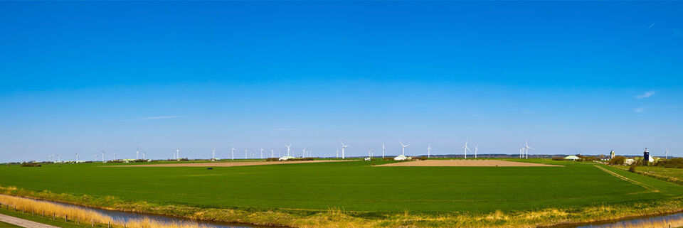 Das Panorama-Bild von Nordfriesland zeigt an, wo primär die Energie für das Windcloud-Rechenzentrum herkommen soll. Das Panorama-Bild von Nordfriesland zeigt an, wo primär die Energie für das Windcloud-Rechenzentrum herkommen soll.