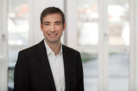 Ulrich Hoffmann ist Senior Berater und Leiter des Bereichs Business Development CRM bei ByteConsult. Ulrich Hoffmann ist Senior Berater und Leiter des Bereichs Business Development CRM bei ByteConsult.