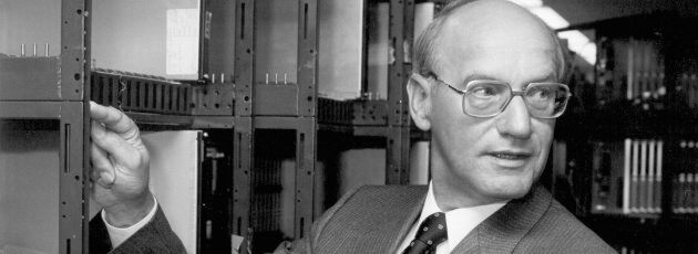 Heinz Nixdorf (1925 - 1986): Der deutsche Unternehmer und Computerpionier starb am 17. März 1986 an einem Herzinfarkt - auf einem Tanzabend der ersten CeBIT. Heinz Nixdorf (1925 - 1986): Der deutsche Unternehmer und Computerpionier starb am 17. März 1986 an einem Herzinfarkt - auf einem Tanzabend der ersten CeBIT.