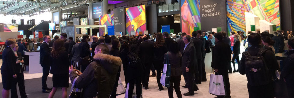 Ein Bild wie aus alten Tagen: Volle Stände und ein äußerst interessiertes Publikum wie hier bei IBM. Ein Bild wie aus alten Tagen: Volle Stände und ein äußerst interessiertes Publikum wie hier bei IBM.