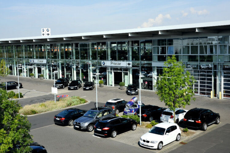 Die Großen Autohändler Procar Automobile