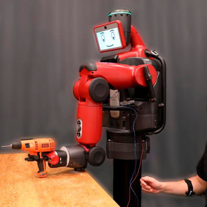 Roboter mit Gedanken und Gesten steuern