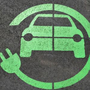 Elektromobilität: Hella unterstützt bei Hybrid- und vollelektrischen Antrieben