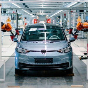 VW kann Produktionskosten pro Auto erstmals seit 2013 senken